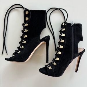 Steve Madden Kenne Black Lace-Up Heels
